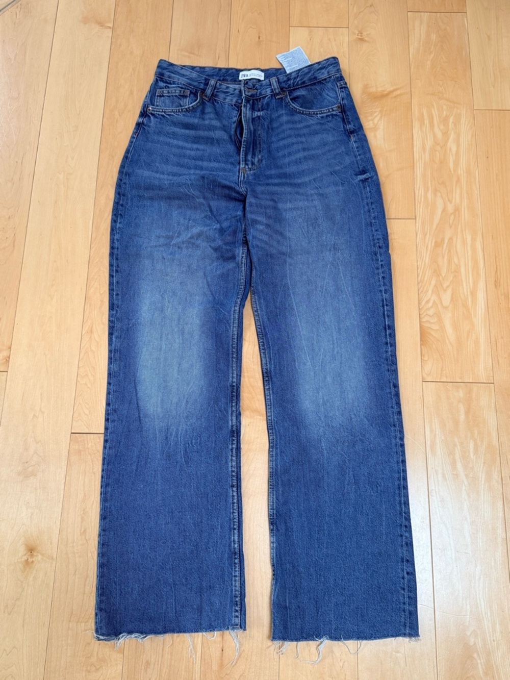 Zara Women's Straight Leg Jeans in Dark Blue Wash